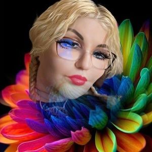 Meet your Posher, Betty